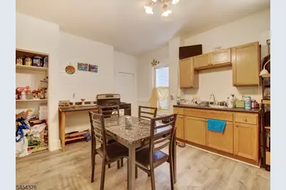 39 Hillman St, Paterson, NJ 07522 - Photo 6
