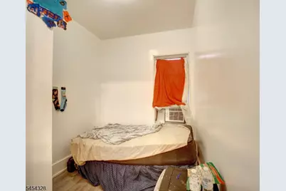 39 Hillman St, Paterson, NJ 07522 - Photo 8