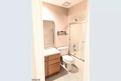 120 Park Gate Dr, Edison Twp., NJ 08820 - Photo 12