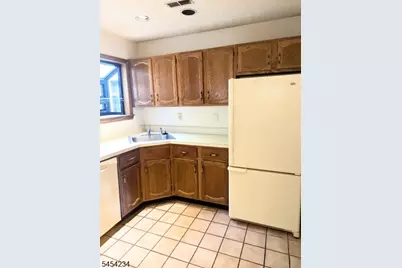 120 Park Gate Dr, Edison Twp., NJ 08820 - Photo 6