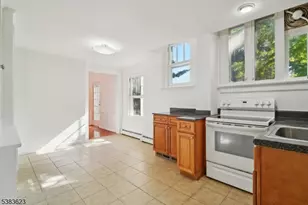 25C Prospect Ave, Montclair, NJ 07042 - Photo 8