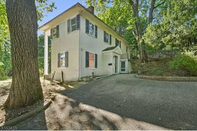 25C Prospect Ave, Montclair, NJ 07042 - Photo 2