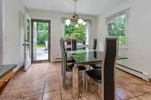 460 Laurel Ln, Kinnelon, NJ 07405 - Photo 8