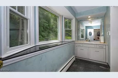 460 Laurel Ln, Kinnelon, NJ 07405 - Photo 14