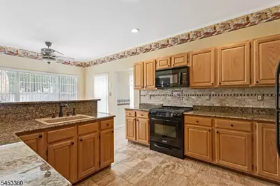 23 Crescent Rd, Old Bridge Township, NJ 08857 - Photo 8