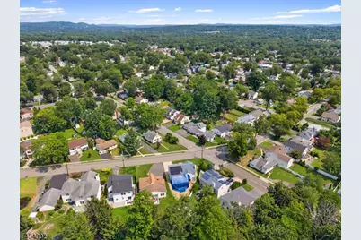 34 Roosevelt Ave, Parsippany, NJ 07034 - Photo 32