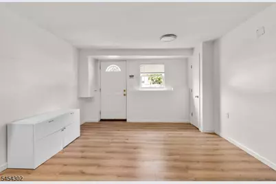 34 Roosevelt Ave, Parsippany, NJ 07034 - Photo 20