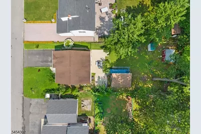 34 Roosevelt Ave, Parsippany, NJ 07034 - Photo 4