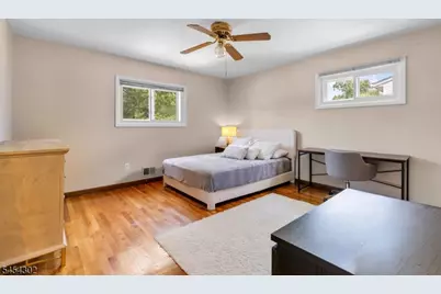 34 Roosevelt Ave, Parsippany, NJ 07034 - Photo 16