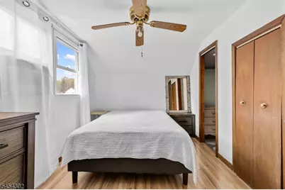 34 Roosevelt Ave, Parsippany, NJ 07034 - Photo 14