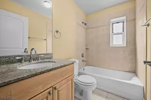 70 S Munn Ave, East Orange, NJ 07018 - Photo 10