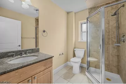 70 S Munn Ave #808, East Orange, NJ 07018 - Photo 8