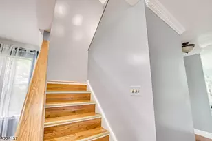 131 Bonney Ct, Bridgewater, NJ 08807 - Photo 20