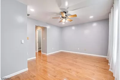 131 Bonney Ct, Bridgewater, NJ 08807 - Photo 22