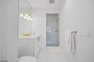 25 Sichel Ct, West Orange Township, NJ 07052 - Photo 46