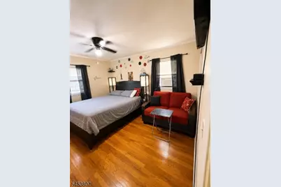 52 Valley St, Newark, NJ 07106 - Photo 10