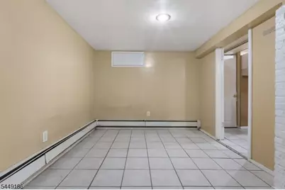 33 Vreeland Ave, Passaic, NJ 07055 - Photo 28