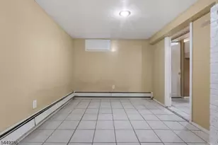 33 Vreeland Ave, Passaic, NJ 07055 - Photo 28