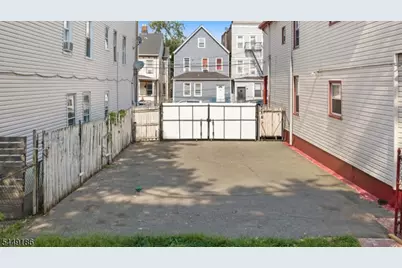 33 Vreeland Ave, Passaic, NJ 07055 - Photo 34