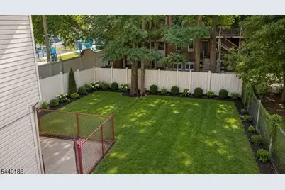 33 Vreeland Ave, Passaic, NJ 07055 - Photo 36
