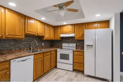 714 E Elm Ave, Lindenwold, NJ 08021 - Photo 6