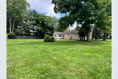 1 Alanon St, Hanover Township, NJ 07981 - Photo 22