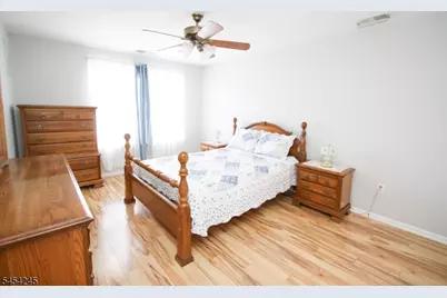 10 Redspire Dr #10, Union Township, NJ 07083 - Photo 8