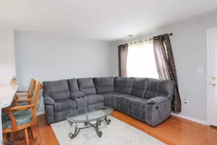 10 Redspire Dr, Union Township, NJ 07083 - Photo 4