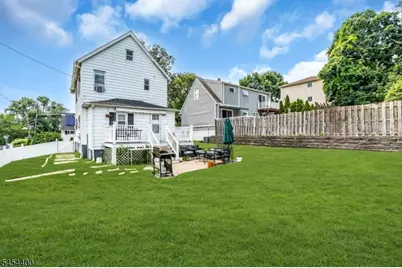 200 Cedar St, Ridgefield, NJ 07660 - Photo 44
