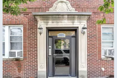 99 1A Pine St, Montclair, NJ 07042 - Photo 8