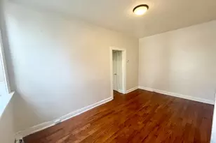 99 1A Pine St, Montclair, NJ 07042 - Photo 4