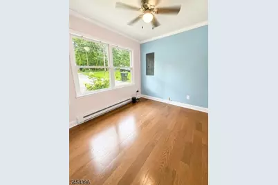 21 Woodland Trl S, Vernon Twp., NJ 07419 - Photo 12