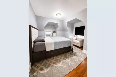 262 Claremont Ave, Montclair, NJ 07042 - Photo 2