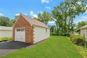 30 Menzel Ave, Maplewood, NJ 07040 - Photo 22