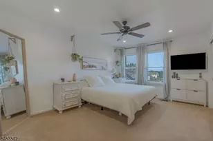 416 Willow Ct, Raritan Township, NJ 08822 - Photo 16