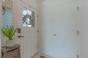 416 Willow Ct, Raritan Township, NJ 08822 - Photo 10