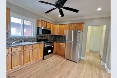 420 Lakeview Ave, Clifton, NJ 07011 - Photo 6
