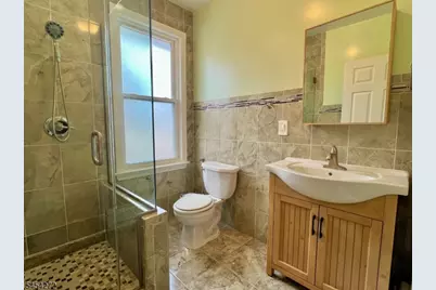420 Lakeview Ave, Clifton, NJ 07011 - Photo 14