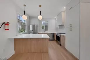 20 Lexington Ave, Montclair, NJ 07042 - Photo 4