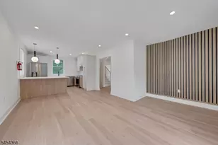 20 Lexington Ave, Montclair, NJ 07042 - Photo 10