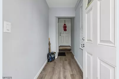 211 Newark Ave, Bloomfield, NJ 07003 - Photo 4