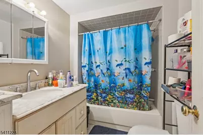 211 Newark Ave, Bloomfield, NJ 07003 - Photo 24
