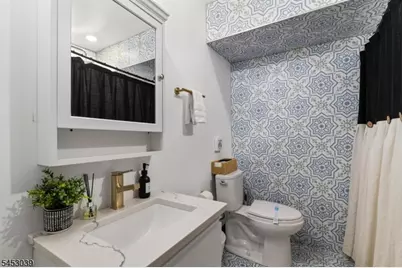 245 Summit Ave, Jersey City, NJ 07304 - Photo 18