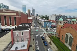 245 Summit Ave, Jersey City, NJ 07304 - Photo 32