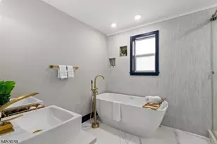 245 Summit Ave, Jersey City, NJ 07304 - Photo 10