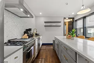 245 Summit Ave, Jersey City, NJ 07304 - Photo 6