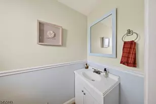 4 Pear Ct, Raritan Township, NJ 08822 - Photo 18