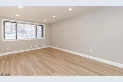 100 Lakeview Ave #1B, Clifton, NJ 07011 - Photo 2