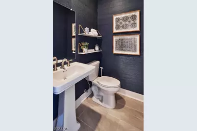 6 Biltmore Ave, East Hanover Township, NJ 07031 - Photo 16