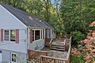 15 Roosevelt Ave, Washington Township, NJ 07865 - Photo 2